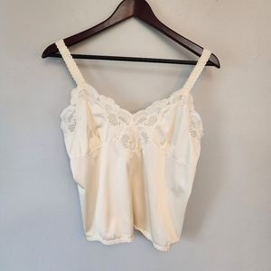 Bali Studio ivory lingerie lace sleep top size 42